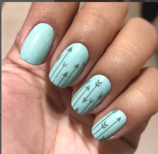 blue arrow nails