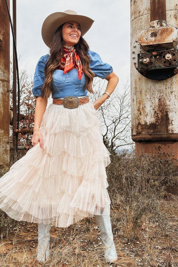 15 Classy Cowgirl Outfits How to Rock Western Chic Like a True Cowgirl